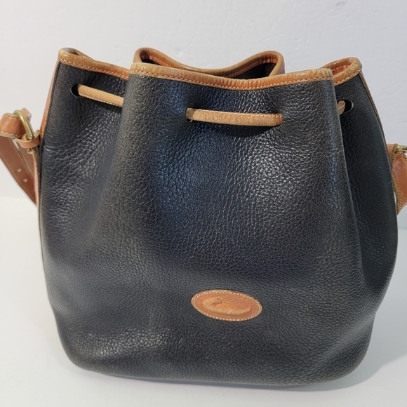 VTG DOONEY BOURKE Black/Brown Pebble Collection Drawstring Bucket Bag Leather - Picture 2 of 14